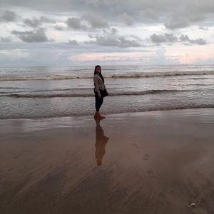 Meet your Posher, Avidha